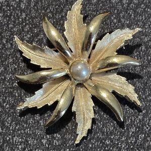 Vintage Signed Gold-Tone Sunburst Brooch with Pearl Center